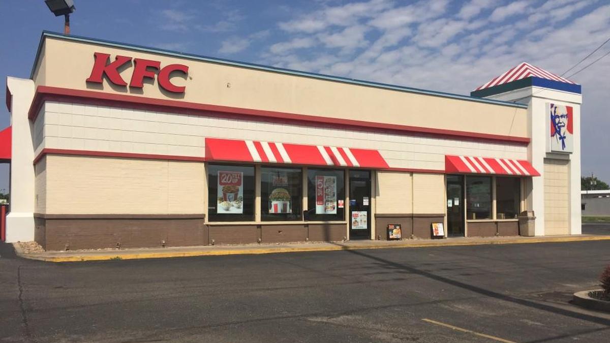 The KFC at 2347 S. Seneca was robbed late Wednesday, according to Wichita police. (June 1, 2017)