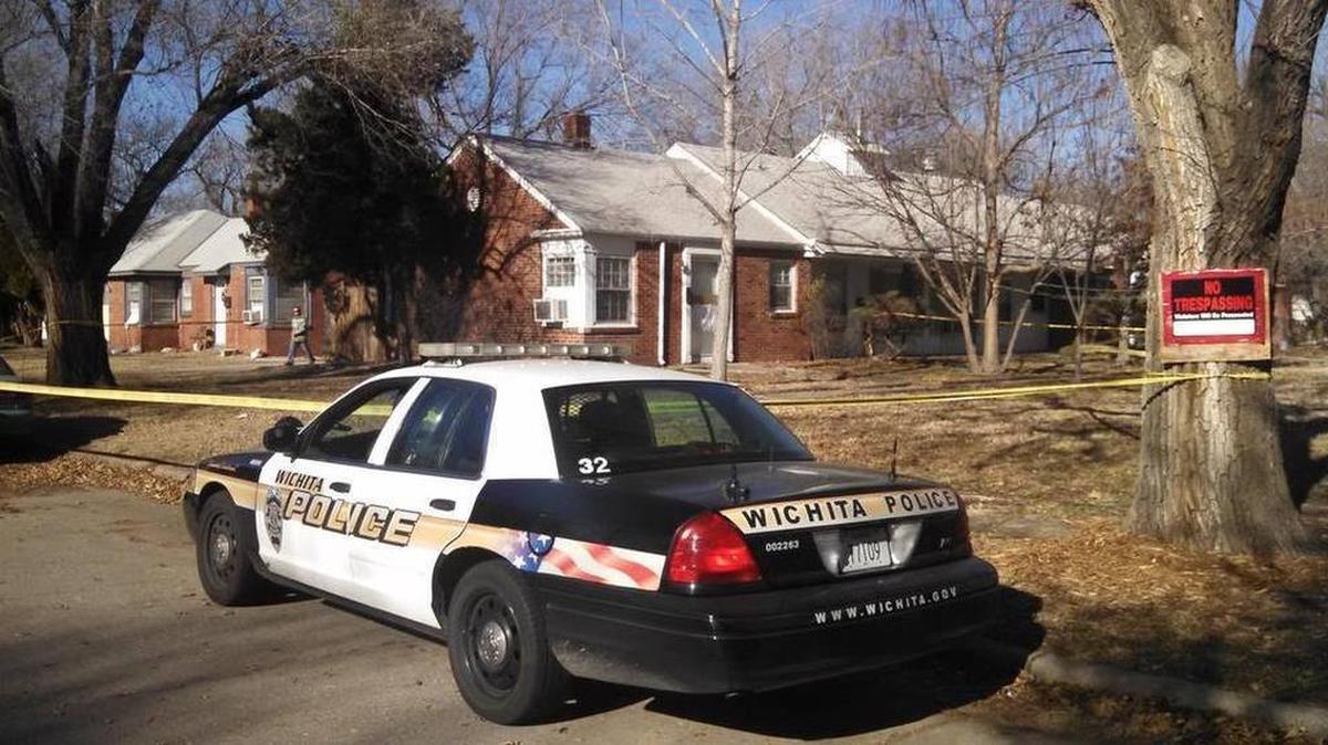 A 42-year-old man was found shot to death at 2618 E. Wilma, near Harry and Hillside, last week. (Dec. 10, 2015)