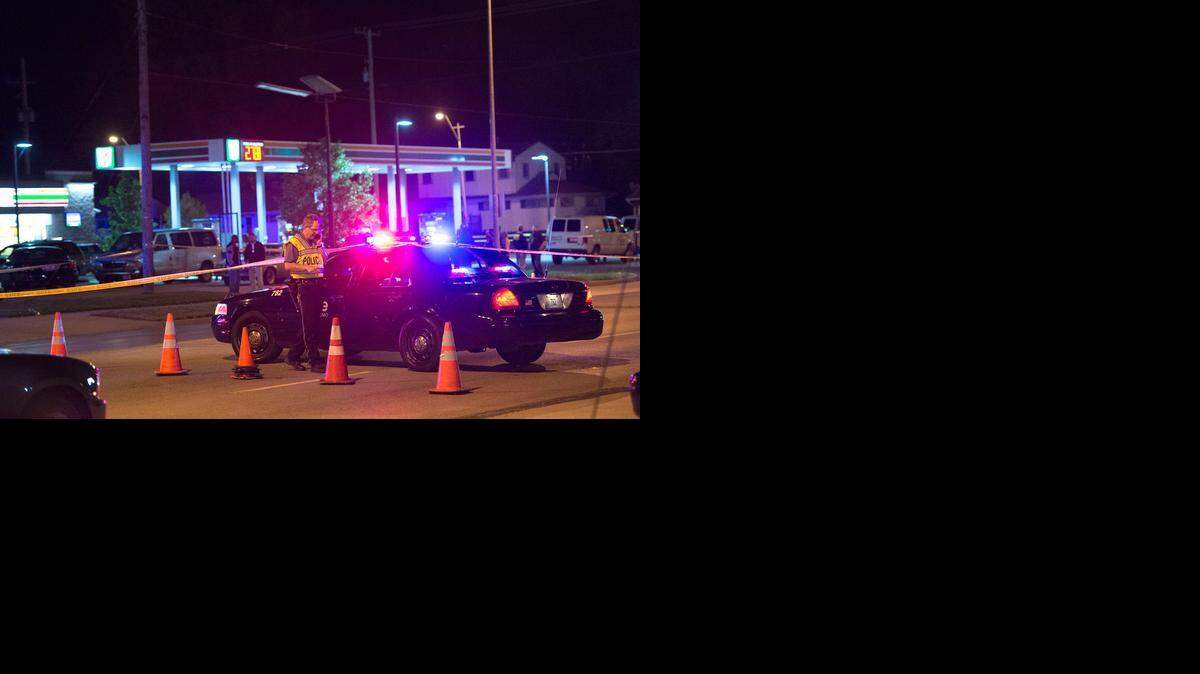 
Police were on the scene at a 7-11 convenience store at 107th Street and Blue Ridge Boulevard in south Kansas City a where a 6-year-old car was shot Friday evening. The girl died shortly after the shooting at a hospital.

