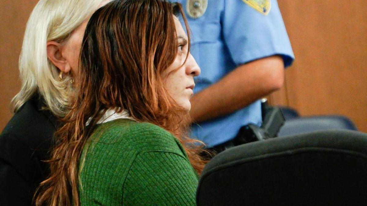 Yesenia Sesmas was in court Monday for a hearing. She has been charged with first-degree murder, kidnapping and aggravated interference with parental custody in the killing of Laura Abarca and the kidnapping of Abarca’s newborn daughter, Sofia. (Feb. 27, 2017)