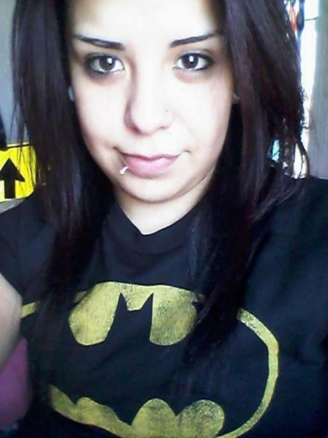 The person who fatally shot Sandra Flores, 26, hasn’t been arrested. Her family struggles to find closure while the mystery of what happened continues.