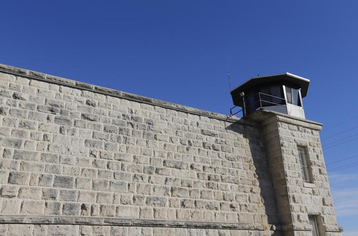 Marques Davis became deathly ill at the Hutchinson Correctional Facility in 2017.