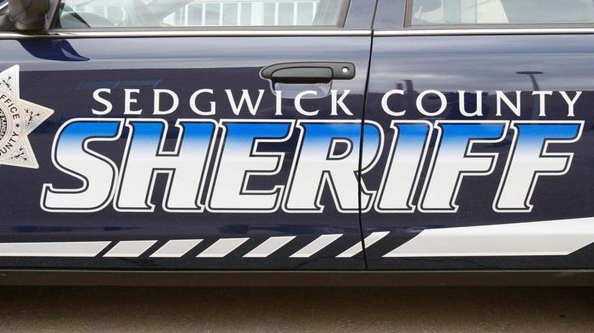 
A Sedgwick County Sheriff’s deputy fired a shot during an attempted arrest early Thursday morning, authorities said.

