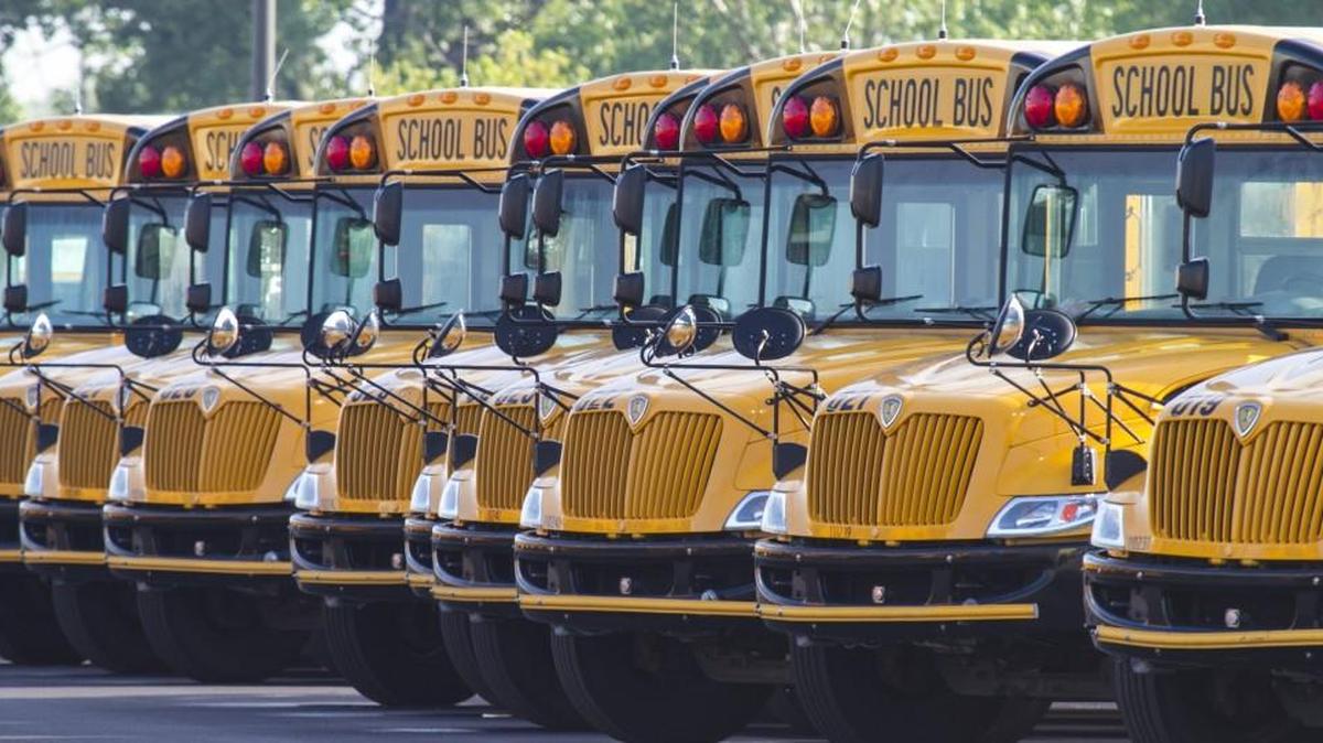 Wichita students would start and finish their school day 10 minutes earlier if board members approve a proposal being recommended by superintendent John Allison.
