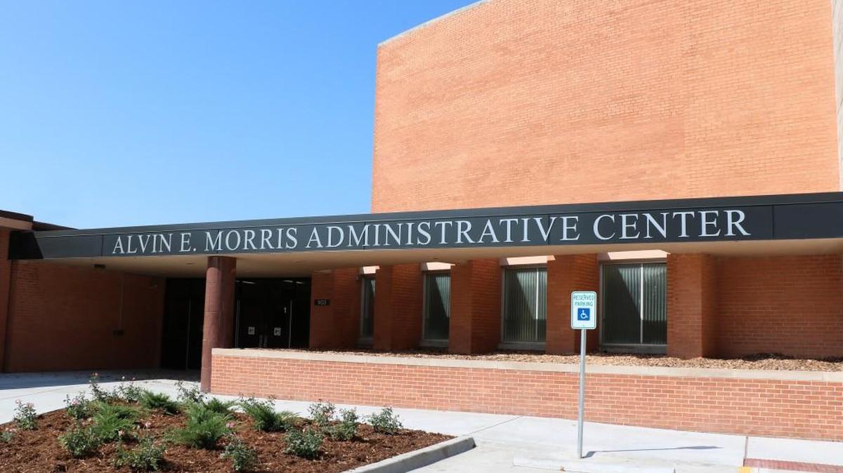 The new Kansas Attorney General’s opinion affirms a complaint filed by The Eagle last year, alleging that the Wichita school board violated the open meetings law when it met in secret during an eight-day private session to interview candidates for superintendent.