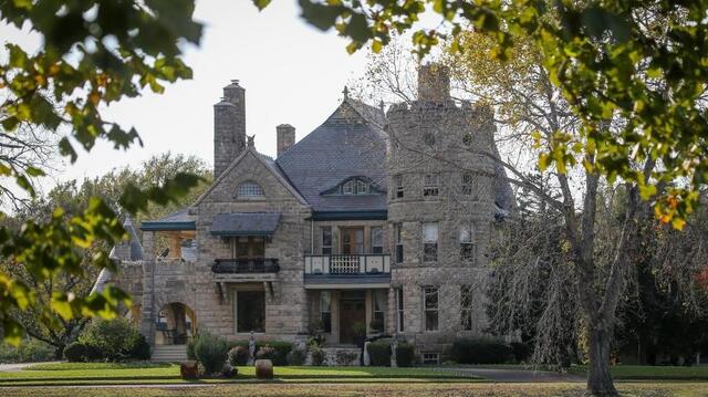 Tea offered at Riverside Inn Castle in Wichita | Wichita Eagle