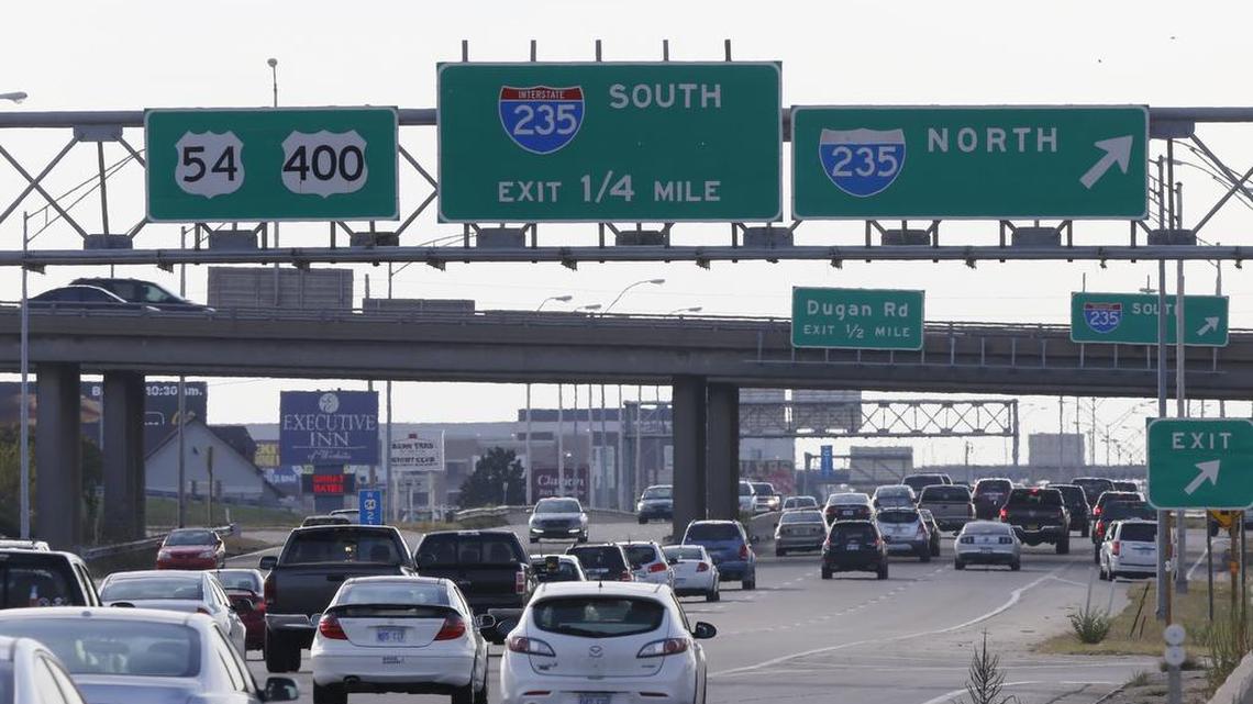 Traffic heads west on Kellogg at I-235. (Oct 8, 2015)