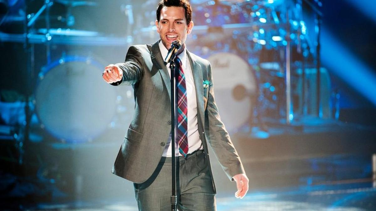 Chris Mann, a contestant on “The Voice,” will return to his native Wichita for a Christmas performance.