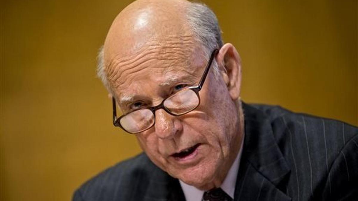 Sen. Pat Roberts, R-Kan.