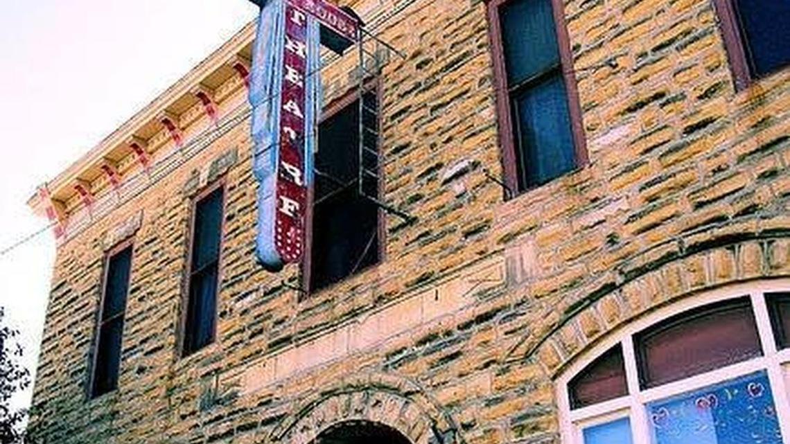Before the 2009 fire, the Wilson Czech Opera House looked more like this photo.
