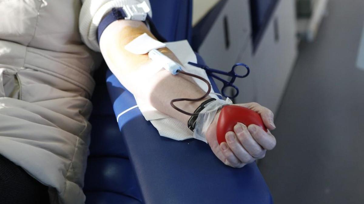 Kansas City’s Community Blood Center announced an urgent need for blood donations as fears over the coronavirus are keeping donors away.
