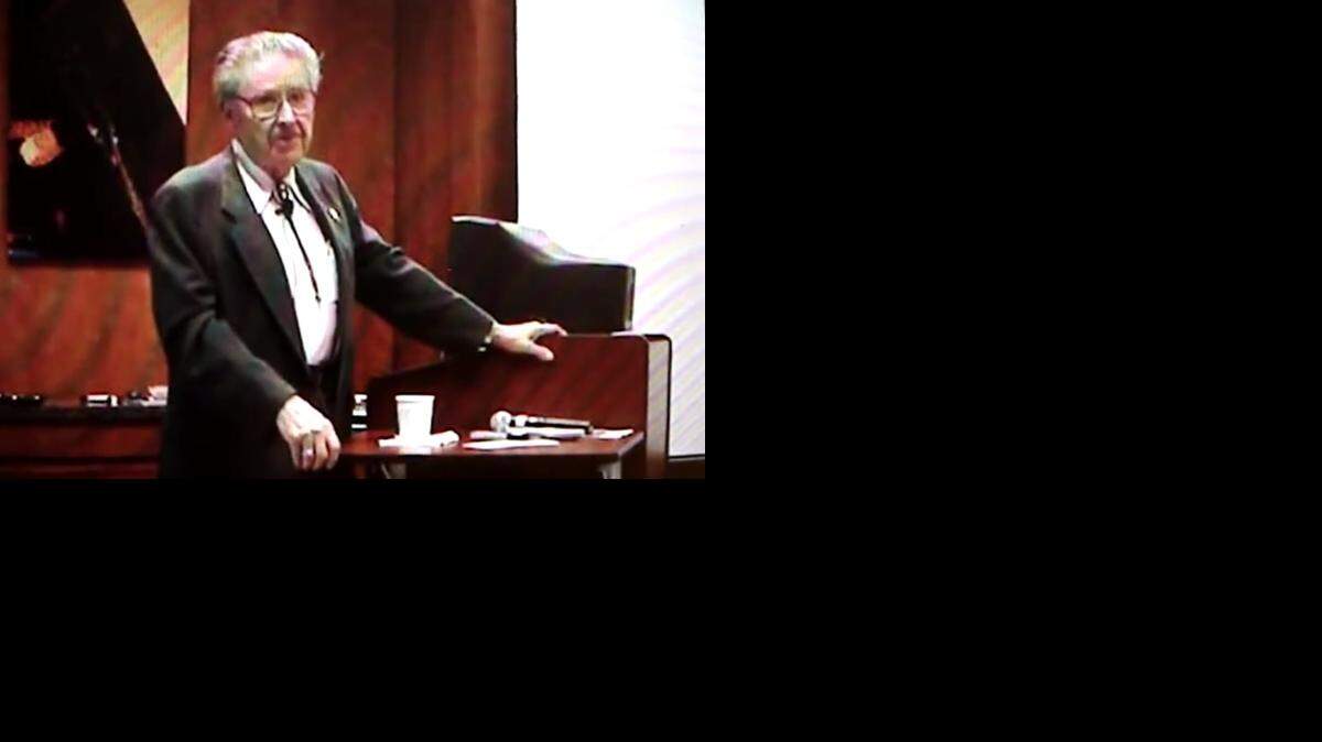 
Screengrab from video of Worth Seagondollar
