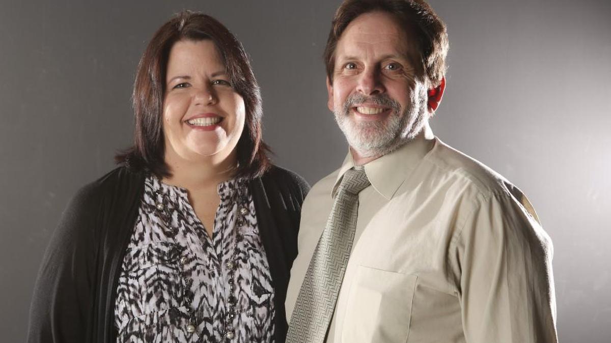 Vendla and Kerry Smith, the owners of Zinta Inspired Language, are the winners of the Murdock Award for Business.