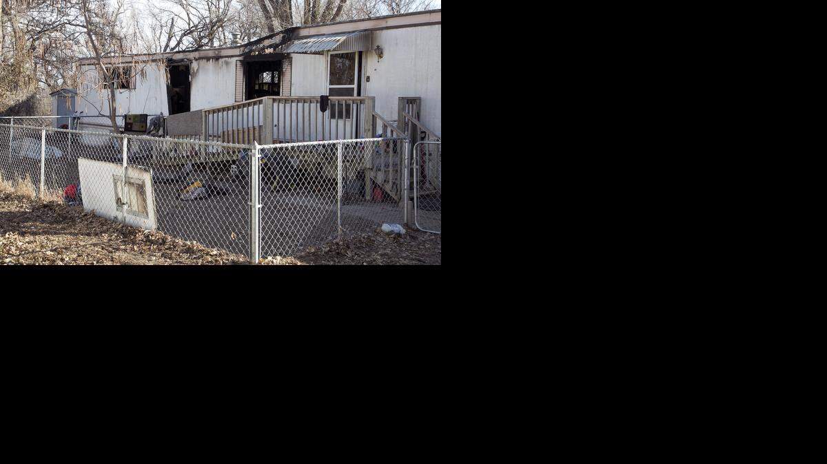 
A woman was hurt in a fire that killed all five of her pets at her mobile home early Thursday morning, authorities said. The fire was reported at 1:45 a.m. Thursday at Mobile Manor in the 2200 block of West MacArthur, a Sedgwick County emergency dispatcher said. That’s at Meridian and MacArthur. (Feb. 12, 2015)
