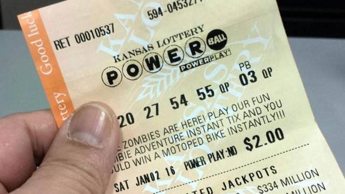 Powerball ticket sold in Kansas wins, but not the big prize