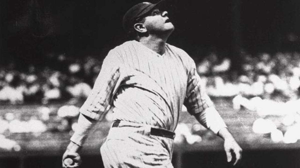 
On this date in 1934, Babe Ruth made his farewell appearance as a player with the New York Yankees in a game against the Boston Red Sox. (The Sox won, 5-0.)
