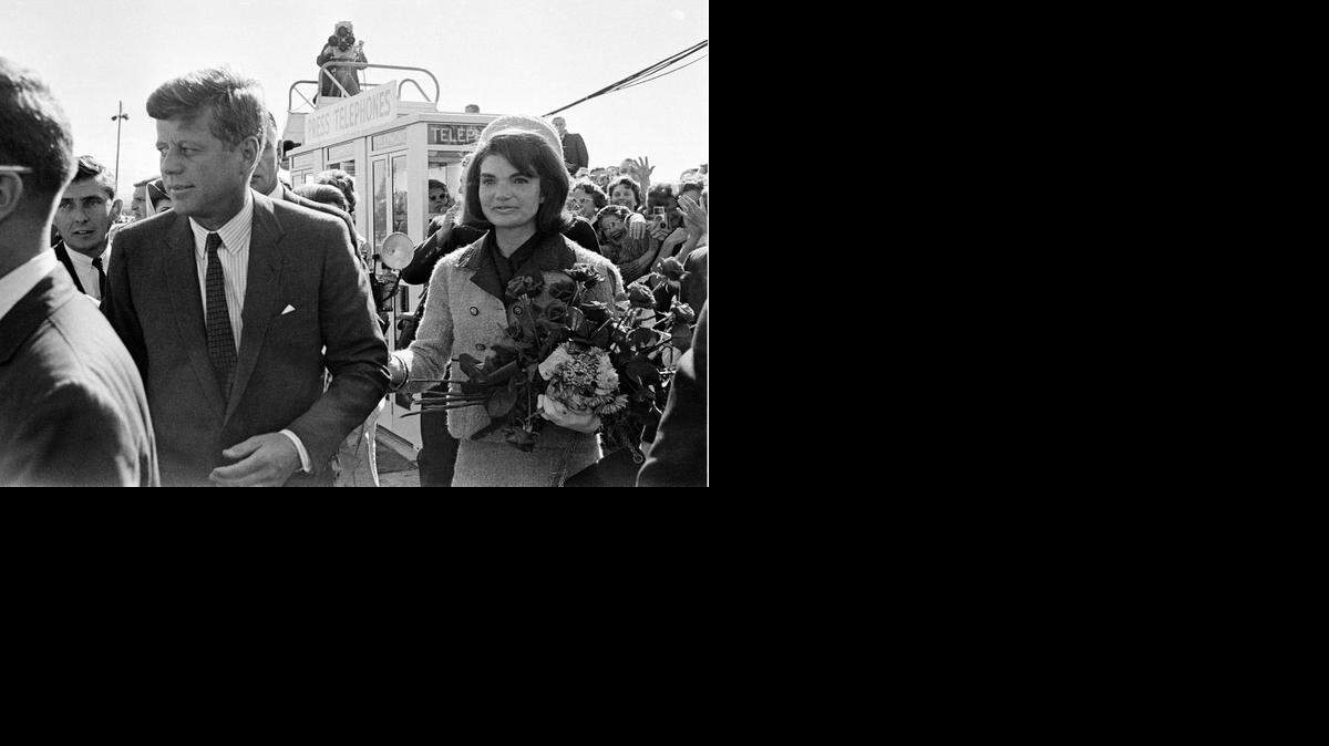 
On this day, Sept. 12, in 1953, Massachusetts Sen. John F. Kennedy married Jacqueline Lee Bouvier in Newport, Rhode Island.

