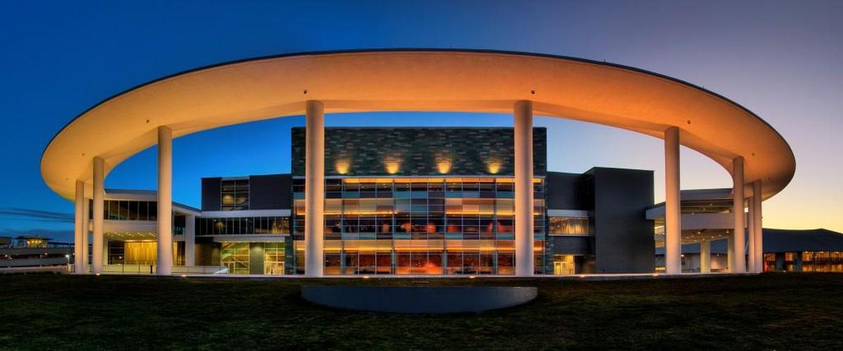 Austin’s Long Center for the Performing Arts is an example of an aging civic center that was transformed into a modern performing-arts venue, while paying homage to its round predecessor’s history.