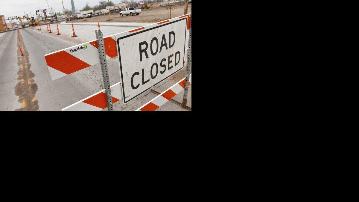 
The Kansas transportation department plans to delay about $300 million in unspecified maintenance projects to account for Gov. Sam Brownback’s proposal to move millions out of the agency to help balance the budget.
