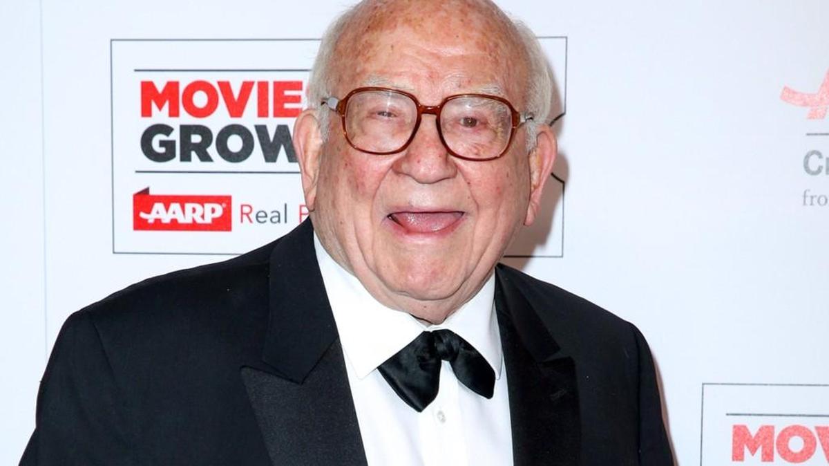 Actor Ed Asner arrives at the Movies for Grownups Awards in Beverly Hills, Calif. Asner is urging Kansas lawmakers to reject a bill that could allow slot-machine gambling at Wichita Greyhound Park, calling greyhound racing inhumane.