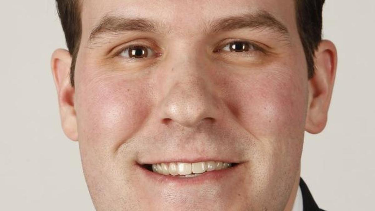 Wichita lawyer and former mayoral candidate Sean Hatfield is the new chairman of the Sedgwick County Republican Party.