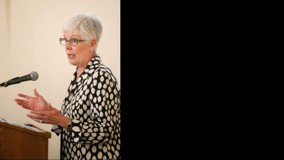 
Insurance Commissioner Sandy Praeger has endorsed Democrat Dennis Anderson over Republican Ken Selzer.
