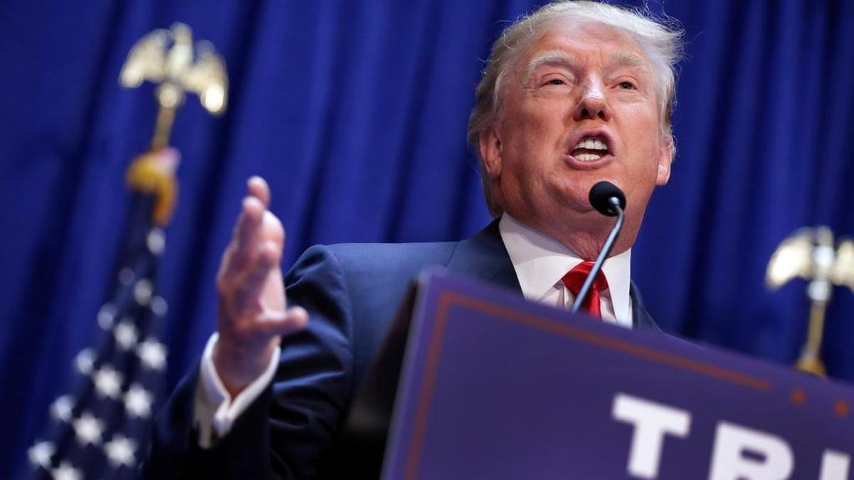 
Donald Trump announces that he is seeking the Republican nomination for president. Trump’s followers on Facebook have been shown in a new study to make the most grammar mistakes on the social media site. 
