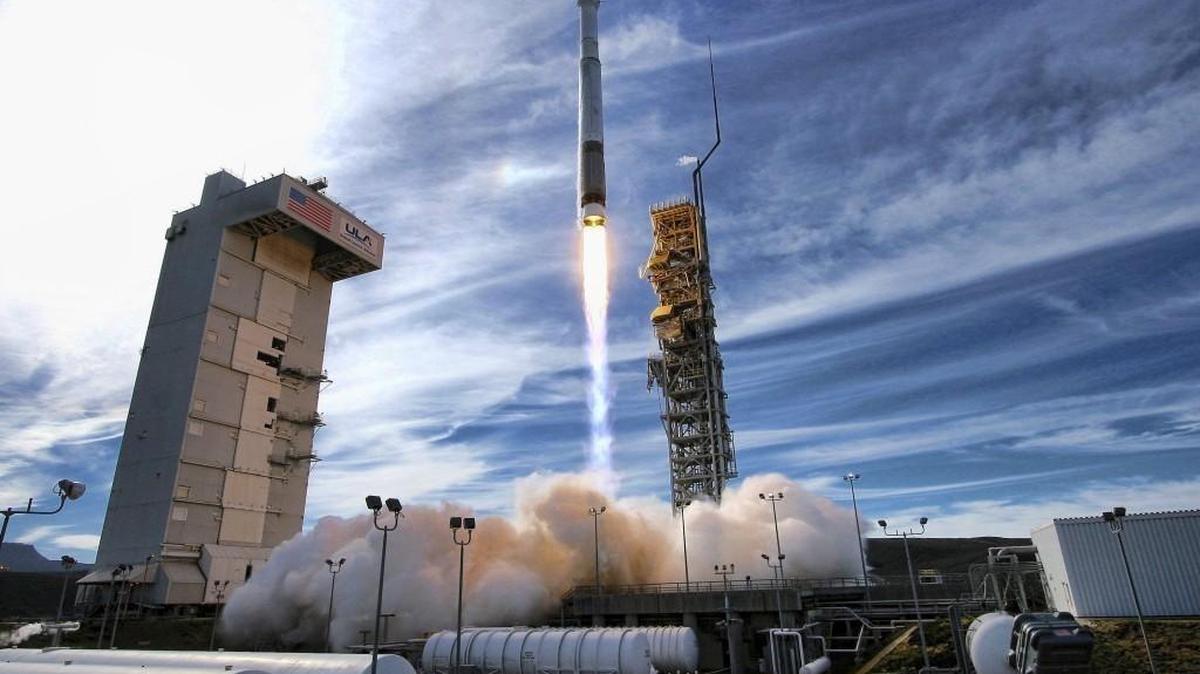 Kansas thinks it would be a good place for companies that build satellites and other space-bound objects. In this photo, an Atlas 5 rocket carrying the WorldView-4 satellite was launched in November at Vandenberg Air Force Base, Calif.