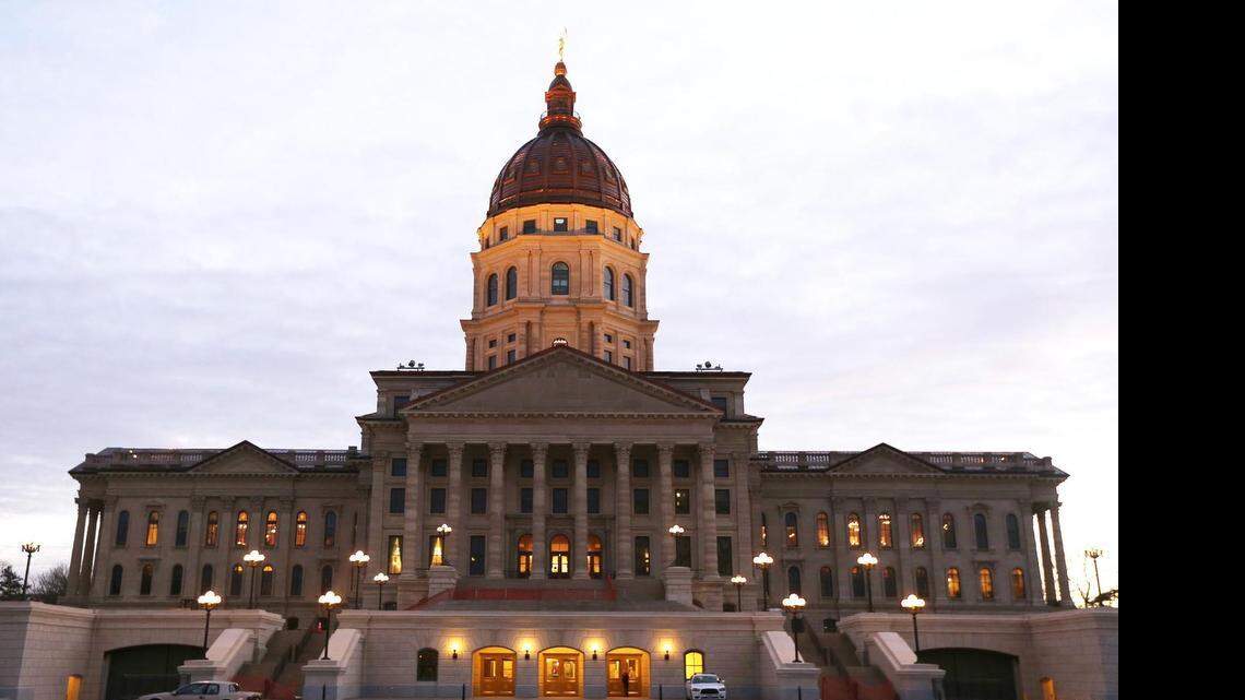 
Kansas Statehouse looking south at sunset. (Jan. 22, 2014)
