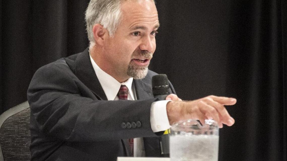 Huelskamp tweets about Biden’s politics, faith during pope’s address to Congress