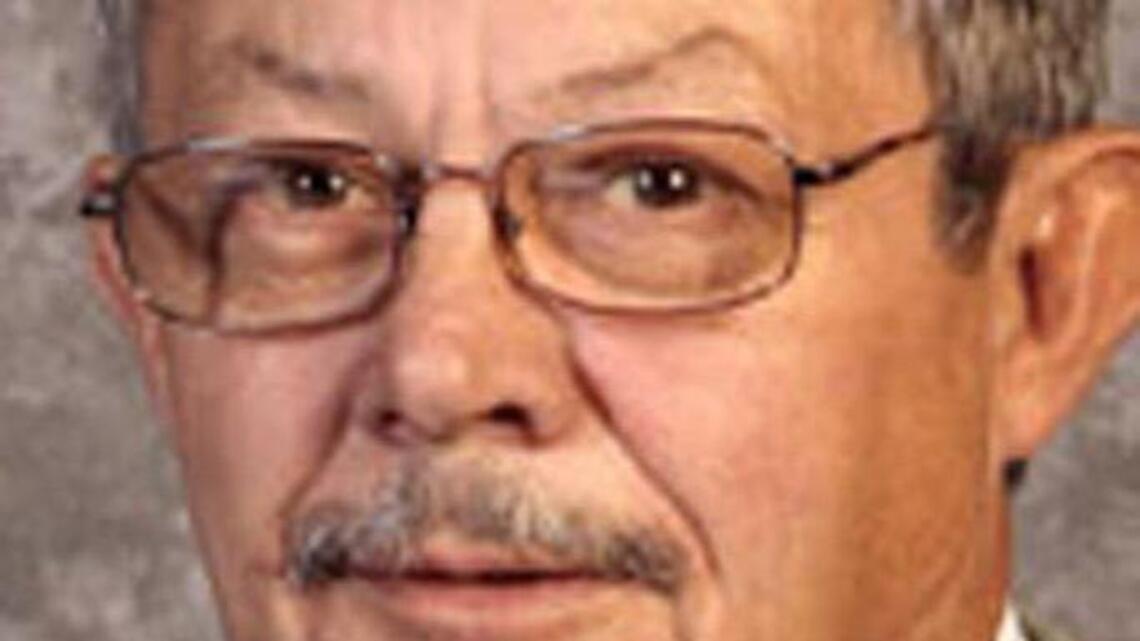 Kansas lawmaker posts online meme insulting Mexicans, Hillary Clinton