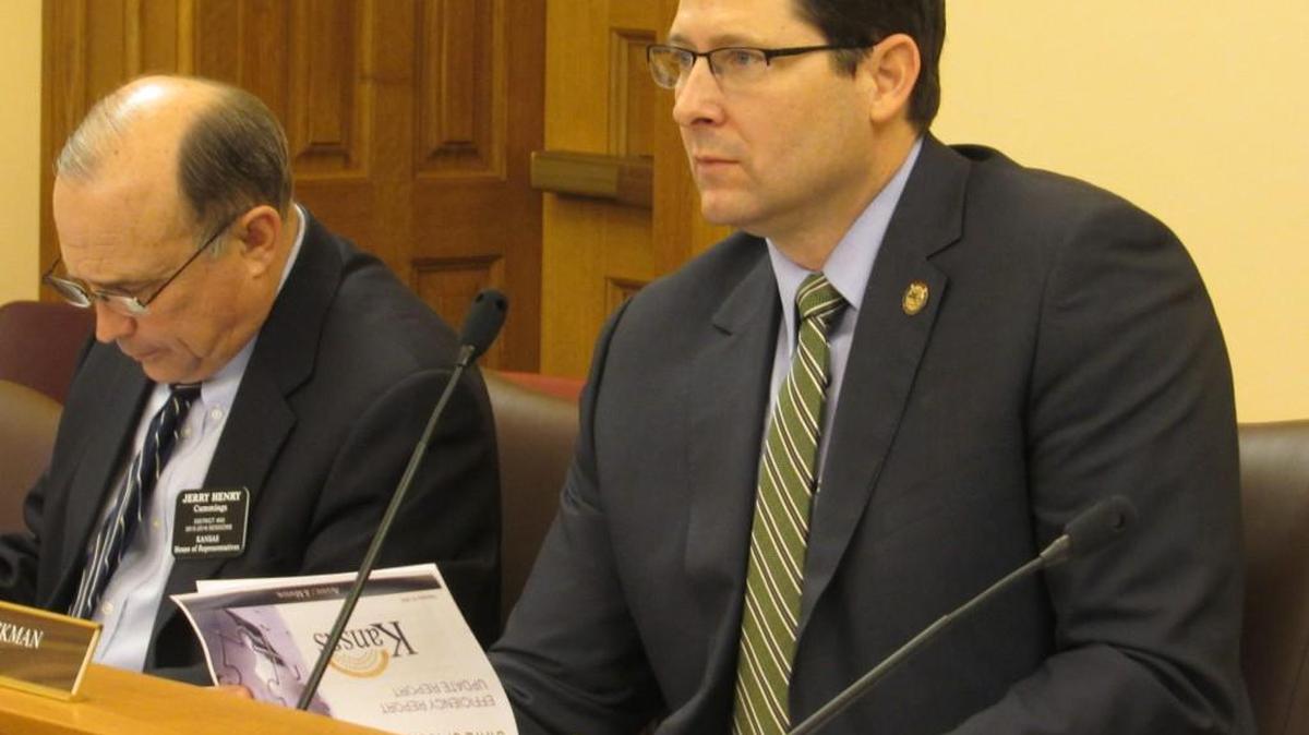 Rep. Ron Ryckman, R-Olathe, chairs a meeting of the House Appropriations Committee where lawmakers reviewed efficiency recommendations from a consulting firm Tuesday.