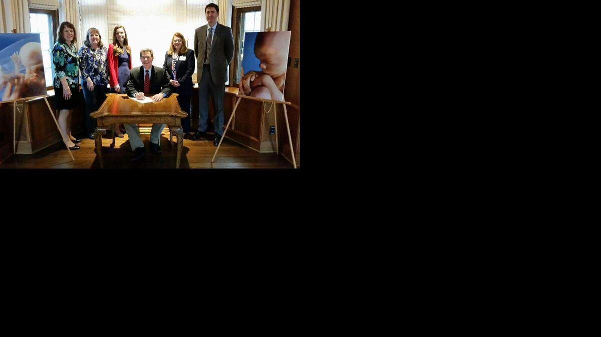 
Photo posted by Gov. Sam Brownback on his official Twitter page (April 7, 2015)
