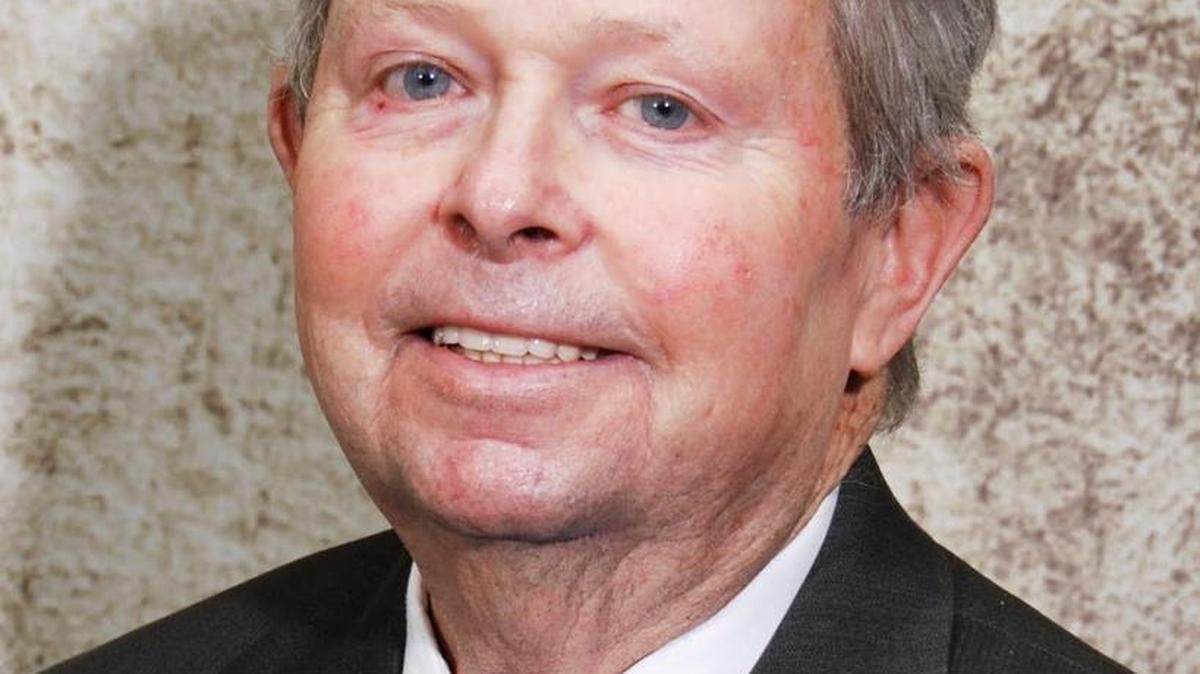 Sedgwick County Register of Deeds Bill Meek has died at age 71.