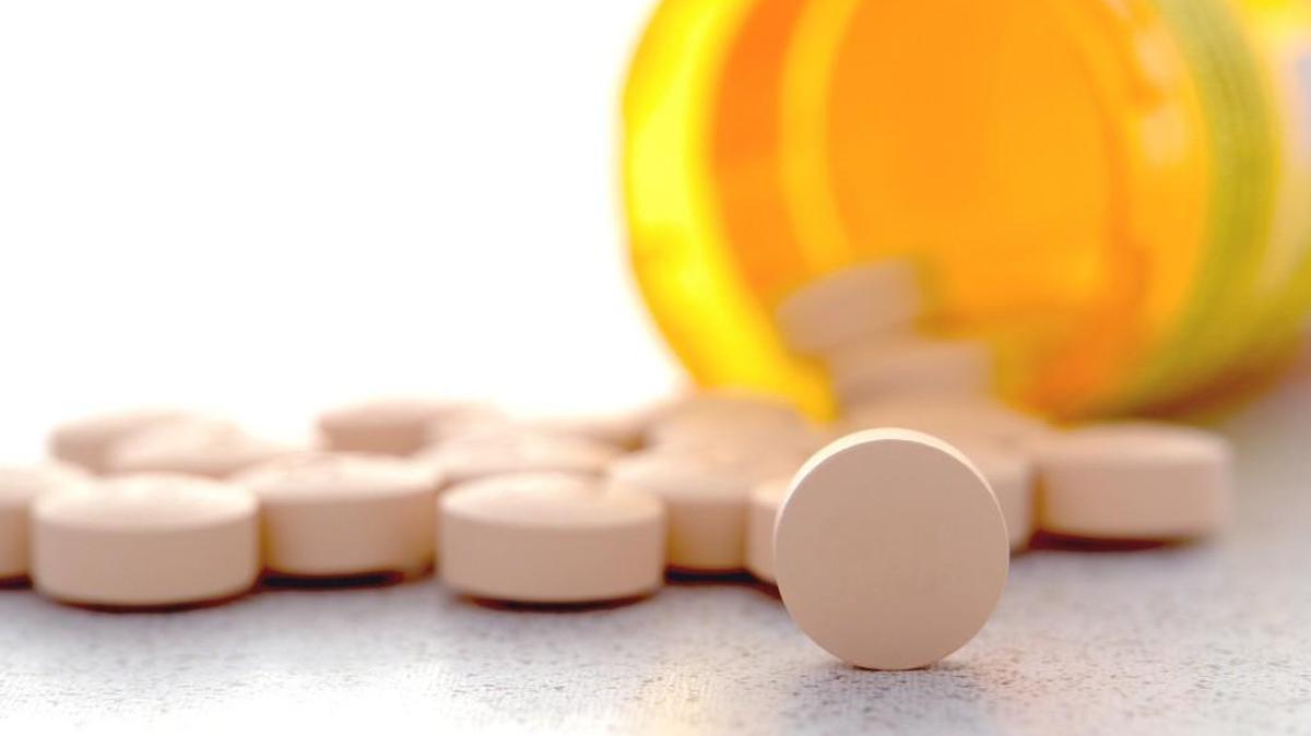 Opioids should not be easier to come by than antibiotics.