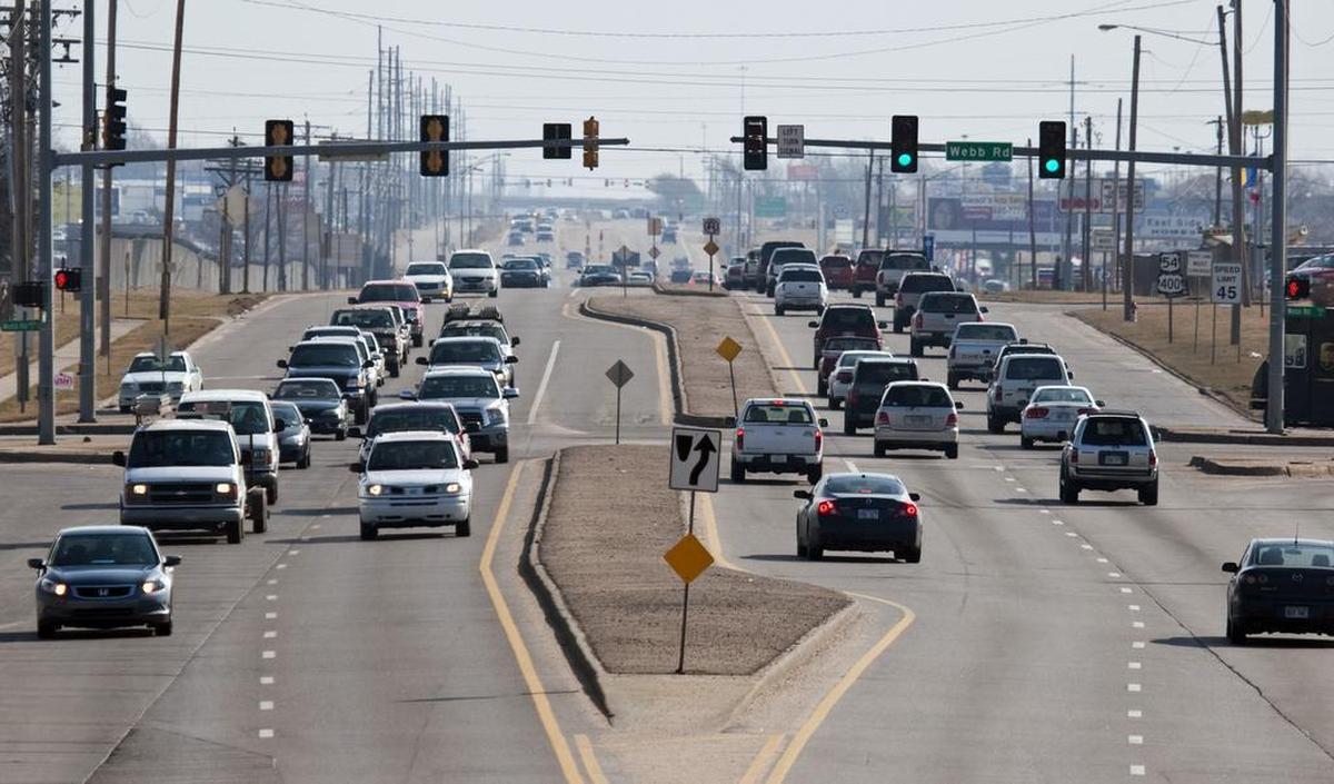 East Kellogg near Webb looking east. (March 3, 2011)