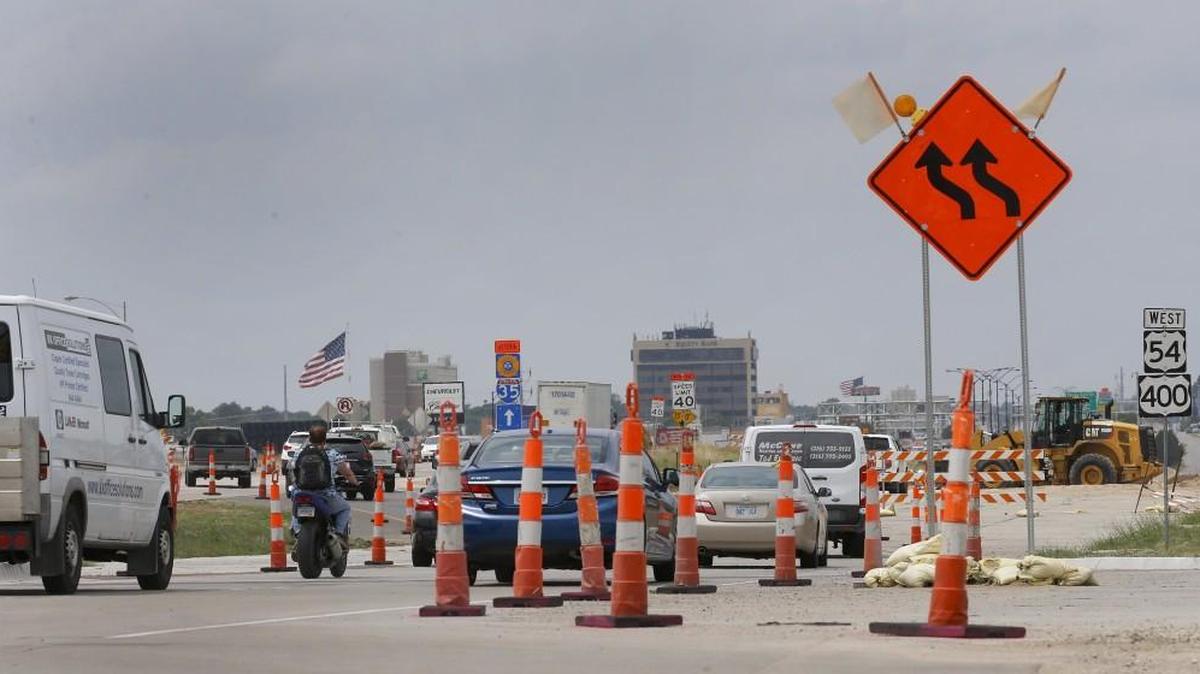Parts of Kellogg will be reduced to one lane of traffic this week.