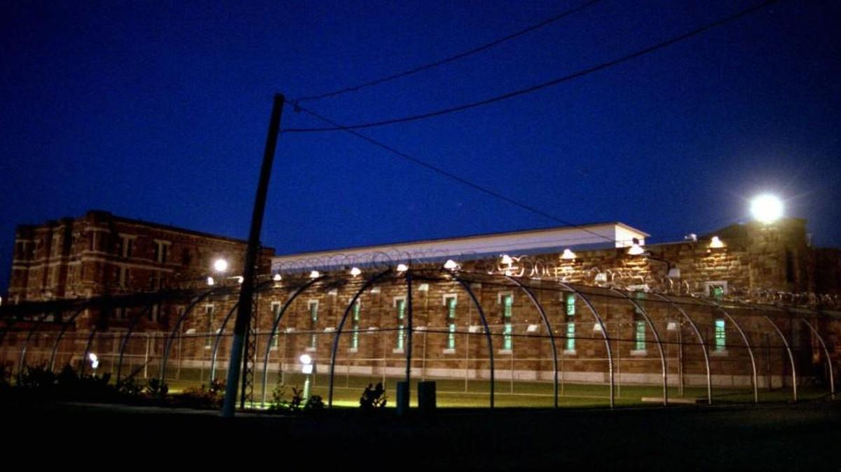 The Kansas Department of Corrections announced Thursday that it selected CoreCivic Inc., based in Nashville, Tennessee, as its contractor for the new prison for 2,400 inmates in Lansing, in the Kansas City area.