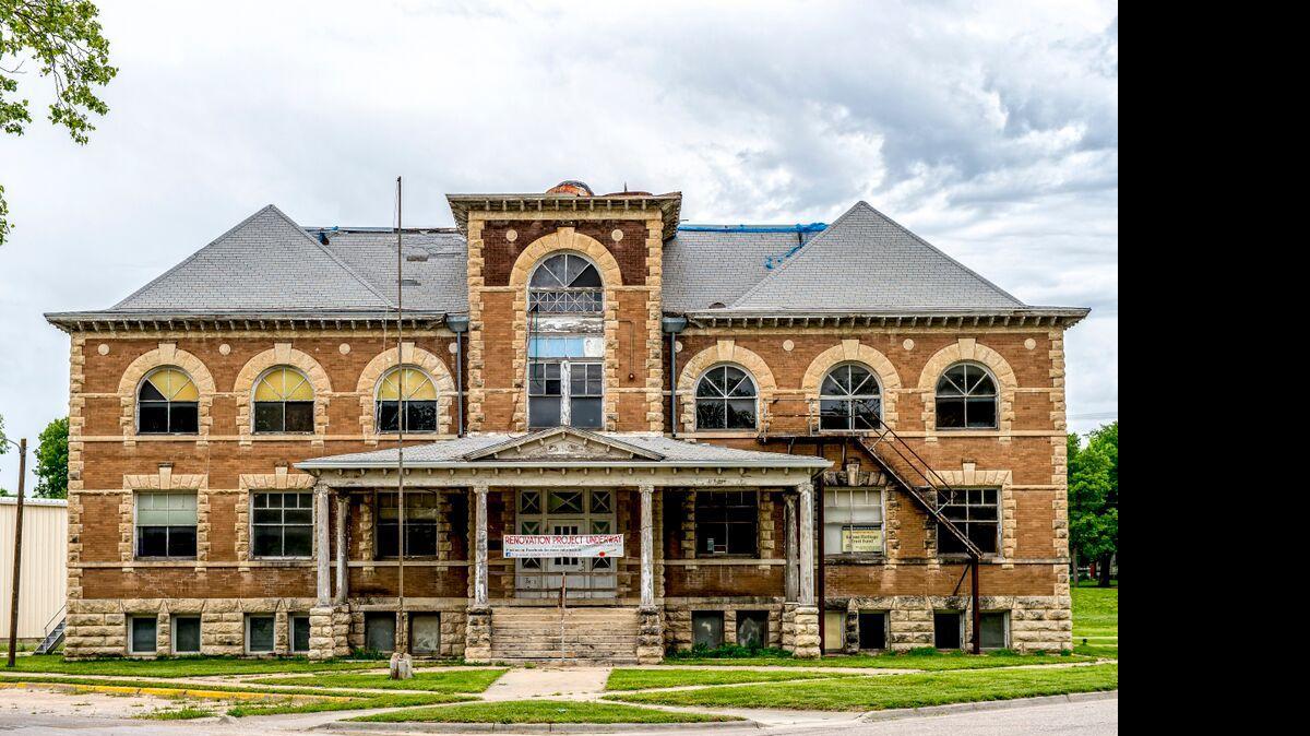 
Residents in Frankfort in Marshall County are hopeful they can raise more than $39,000 to restore the old Frankfort Grade School front porch. The school was built in 1902 and 1903. 

