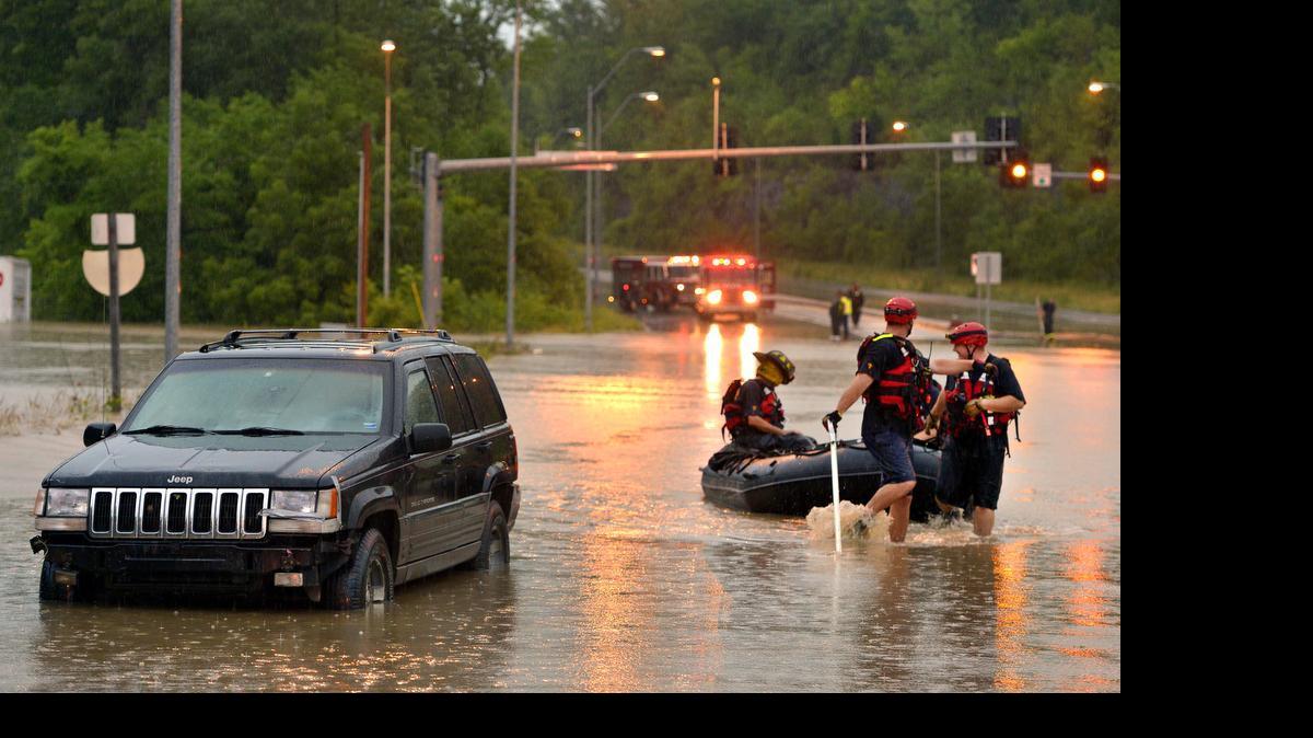 
There were reports of high water across the metro area Monday evening and several calls for water rescues of people stranded in their cars. The Kansas City Fire Department rescued 12 people from high water at 23rd Street and Interstate 435 where these rescue workers wrapped up their duties for the evening.
