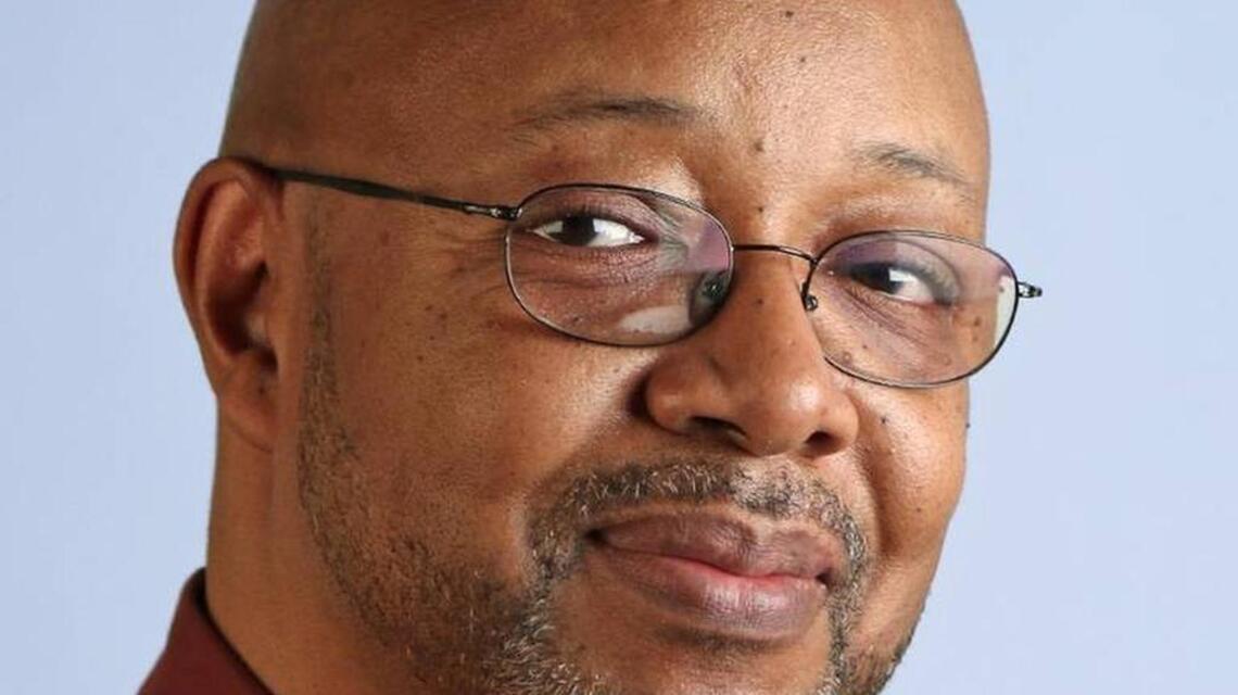 A corporation takes a risk to support a man who gave up his career for justice