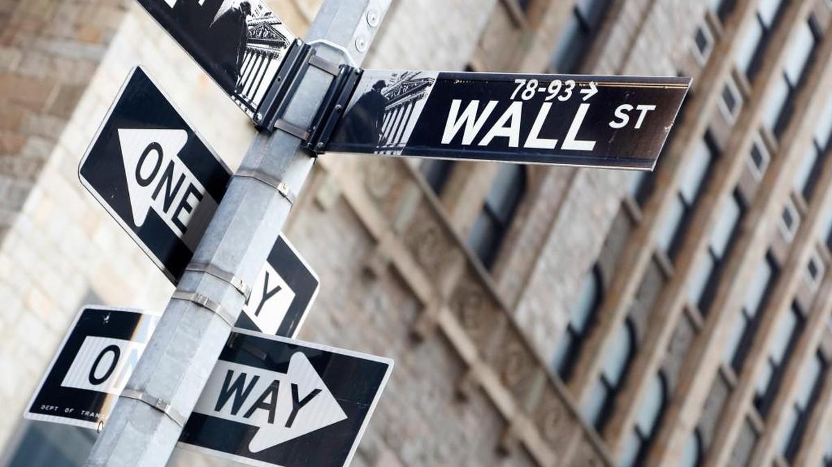 Representatives from Texas Christian University will ring the closing bell at the New York Stock Exchange on Friday.