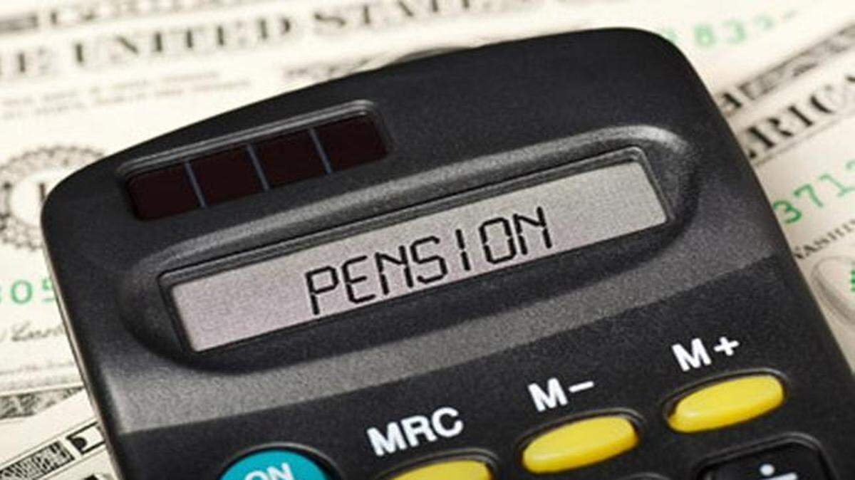 
The state general fund, not the state pension system, would be responsible for repaying the bonds and interest, which would total about $1.8 billion.
