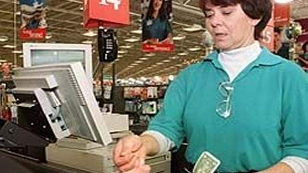 
Make the sales-tax system flatter, fairer and more transparent.
