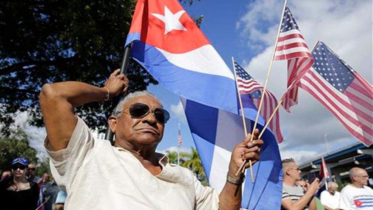 
Protesters in the Little Havana neighborhood of Miami oppose President Obama’s plan to normalize relations with Cuba.
