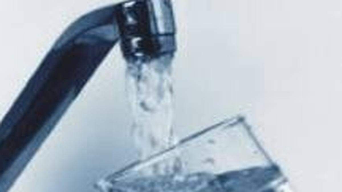 
 Salina’s successful defense of water fluoridation was led by 39 dentists and 21 doctors.

