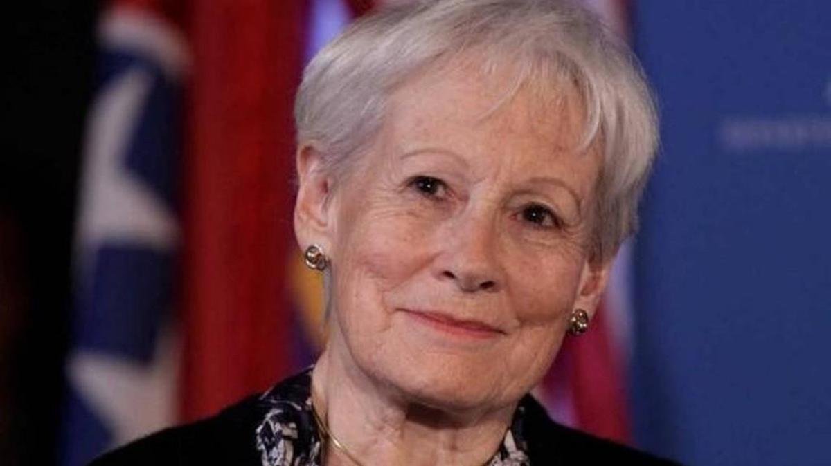 
Kassebaum Baker
