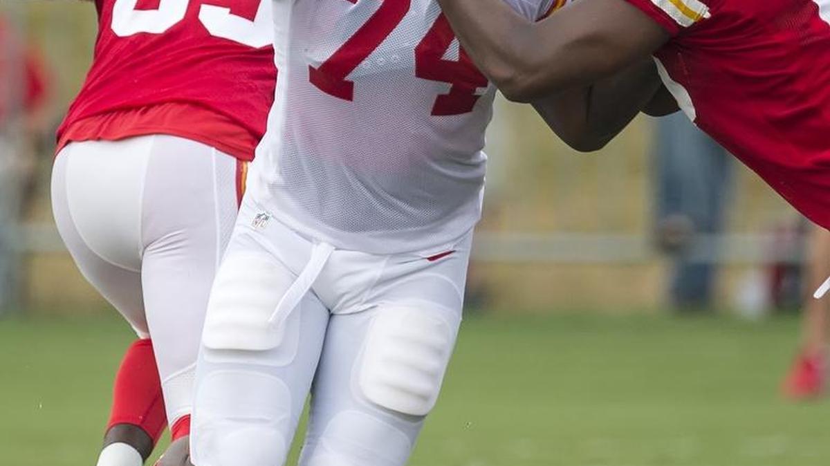 
Kansas City Chiefs defensive lineman David Irving rushed past tackle Tavon Rooks during practice Monday morning at Missouri Western State University in St. Joseph.
