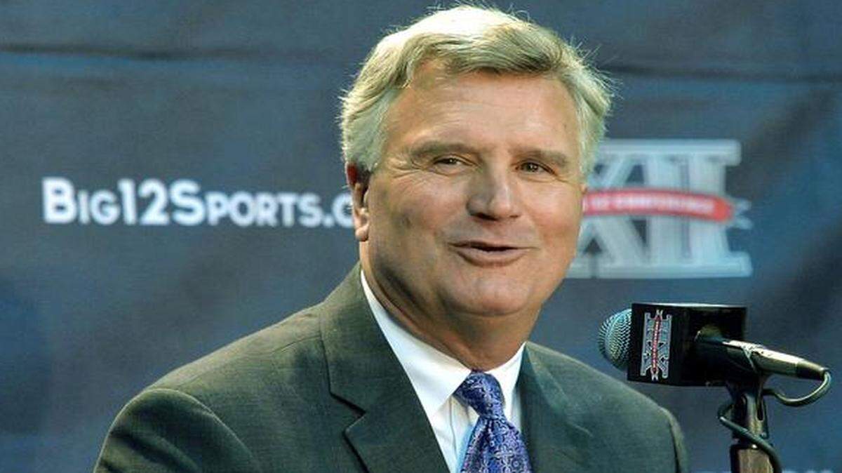 
Kansas State was invited to the Maui Invitational when Bruce Weber was named coach in 2012. K-State is making its first Maui appearance since 1998, facing Purdue in Monday’s first round.
