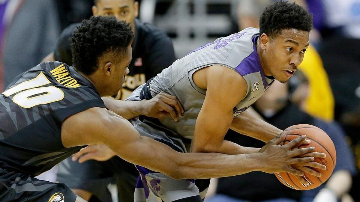 Kamau Stokes controls the ball against Missouri, Nov. 23, 2105, in Kansas City, Mo. (AP Photo/Charlie Riedel)